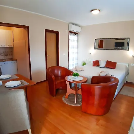 Zrinka 793 Apartment